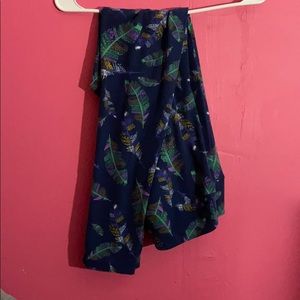 Feather design leggings